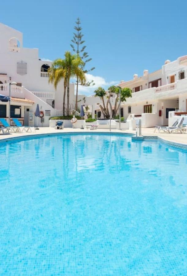 Ocean Dreams Suite Los Cristianos Hill Heated Pool Exterior photo